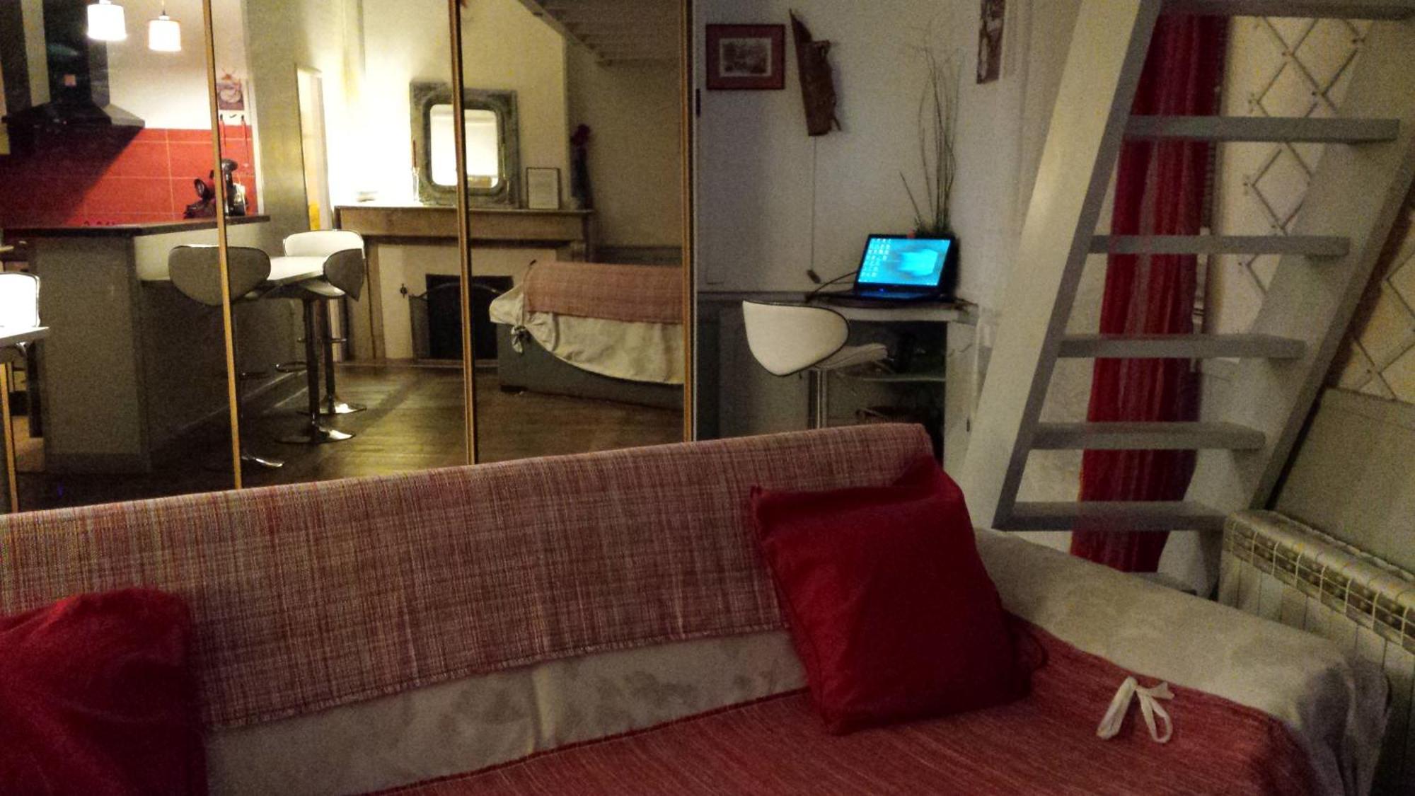 Coquet Studio En Mezzanine Nuit Pour 2 Personnes Saint-Girons  Exterior photo